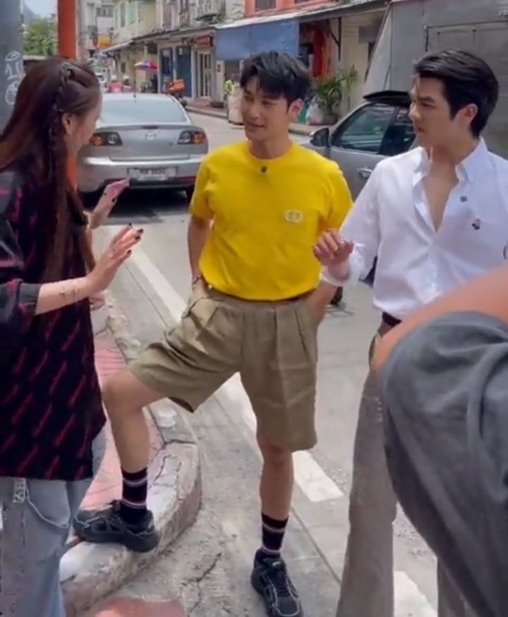 SsunSsetSsun's tweet photo. เหมือนไปหาเรื่องเค้า 55555555 ไอ่เหมียวตัวนี้มันห้าวแท้ https://t.co/O2flyO8lkU