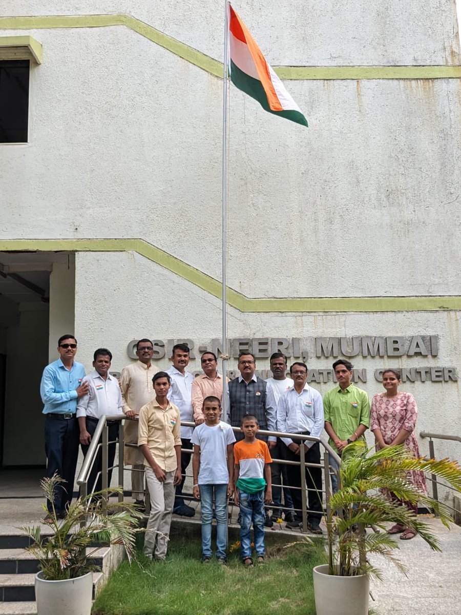 CSIR_NEERI's tweet photo. CSIR-NEERI Nagpur and its Zonal Centres held programmes in their premises to mark the 77th Independence Day. Director, CSIR-NEERI Dr. Atul Vaidya unfurled the National Flag. He motivated employees towards green growth and inclusive development @CSIR_IND @dgcsirIndia https://t.co/posoj0fxSP