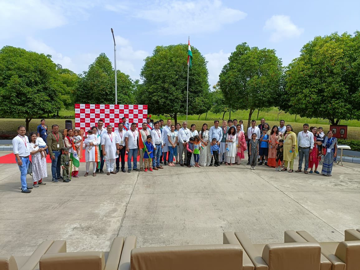 manishagrawal10's tweet photo. PROUDLY Celebrating Independence Day at Tech Mahindra Nagpur campus.
We thank Our Chief Guest @IamRanjan11 part of the celebration. https://t.co/LySWDHGbYx