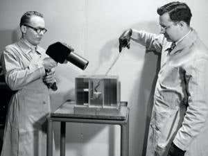 Another still from the latest sessions in the studio. Here we are, adding some sidechain compression. #art #artrock #Dada  #alternative #alternativerock #sidechain