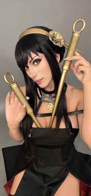 All Yours. 🖤  Thank you @AkemikunCosplay for letting me try on your YOR! ❤️ #SPYxFamily https://t.co<a class="tags" target="_blank" title="On Twitter" href="/?out=eyJ0eXAiOiJKV1QiLCJhbGciOiJIUzUxMiJ9.eyJpYXQiOjE3MjAyNjQ2MjIsImlzcyI6InR3cG9ybnN0YXJzLmNvbSIsIm5iZiI6MTcyMDI2NDYyMiwiZXhwIjoxNzUxODAwNjIyLCJyZWRpcmVjdF91cmwiOiJodHRwczovL3R3aXR0ZXIuY29tL0FrZW1pa3VuQ29zcGxheSJ9.2W7ljwQM70d3Z86tbaqOx65-d9NfmADr3bA8IOxN7b0-ey2gq1iE8TDE9IoocNKoRxIKYlcPGEZqqVSZs0DLGw">@AkemikunCosplay</a><a href="/tag/spyxfamily"class="tags"><span>#spyxfamily</span></a>