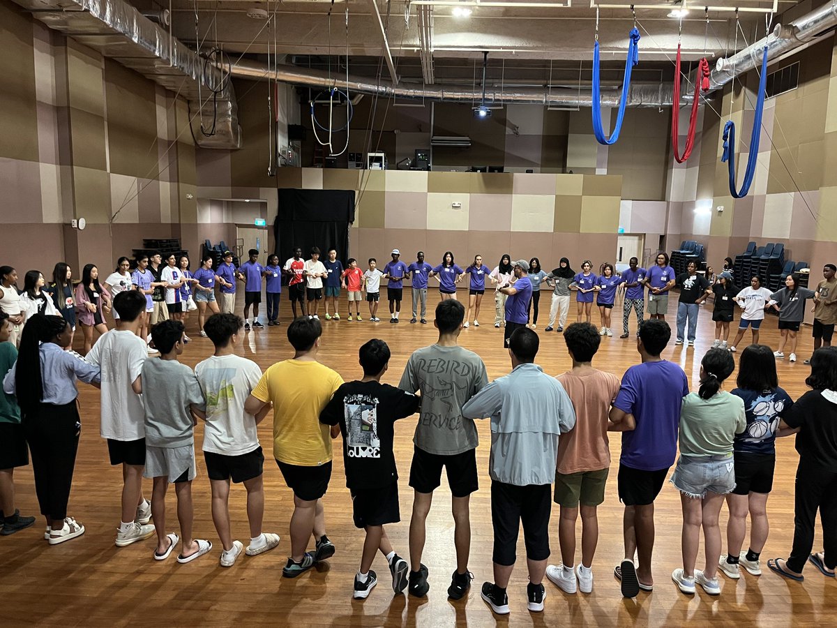 Orientation is well under way! We've been kayaking in Pulau Ubin, abseiling and climbing on campus, we've visited the catering team, the facilities team, we've played games, we've danced for hours... welcome to Tampines House!