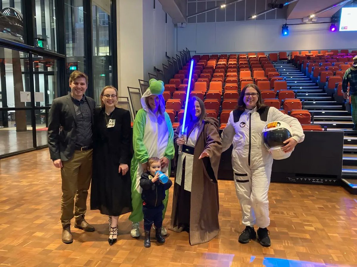 Rebecca Allen tweet media