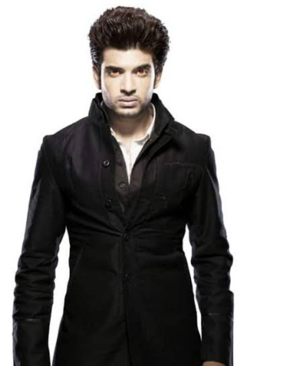 KainatK00670219's tweet photo. Karankundrra is the amazing actor in the world I love All expressions of Karankundrra I love this drama "#Fanah season 1 , 2 just because of #Karankundrra I can't explain his talent in words He is the best hero .
#Karankundrra
#tejran https://t.co/327G5lQfeQ
