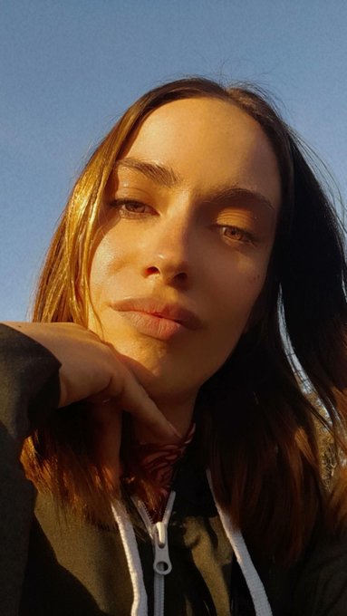 Hola❤️&zwj;🔥 https://t.co/JQ3U0eKHFB