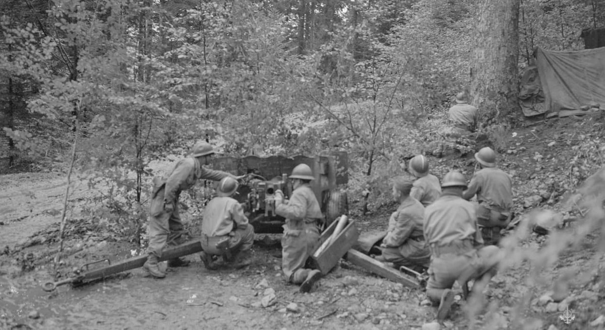 CEMA_FR's tweet image. #Hommage, 79 ans après le lancement de l’opération Dragoon. Je salue la mémoire des 350 000 soldats français, américains et britanniques qui ont débarqué sur les côtes de Provence pour libérer la France.