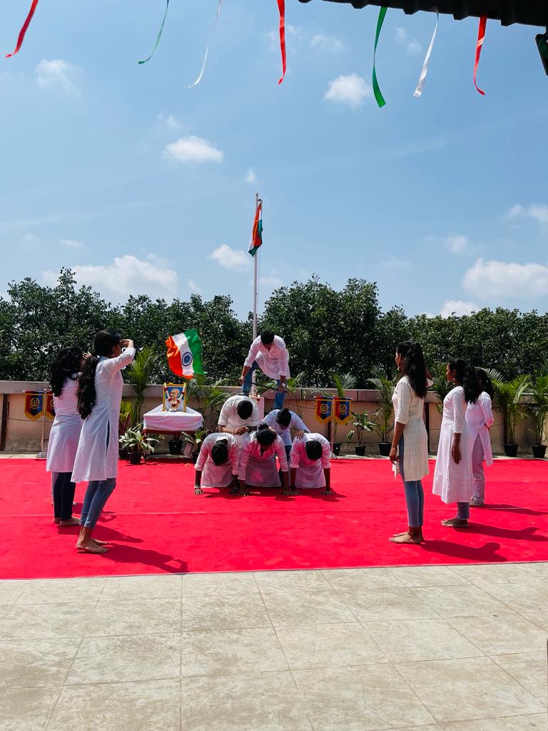 CollegeBMSCCM's tweet photo. Independence day celebrations at BMS College of Commerce &amp; Management
#BMSCCM #IndependenceDayIndia https://t.co/skQQVBfwtl