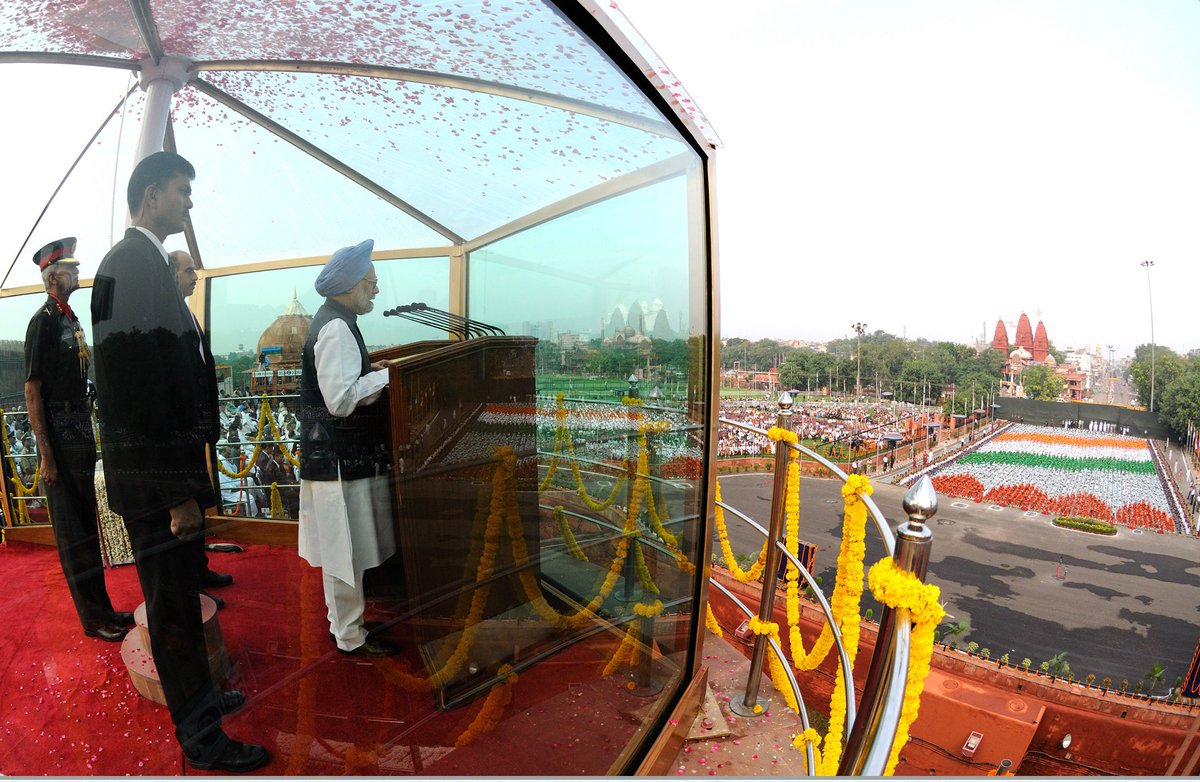 rishibagree's tweet photo. Difference ..... https://t.co/1BV32TzZ78