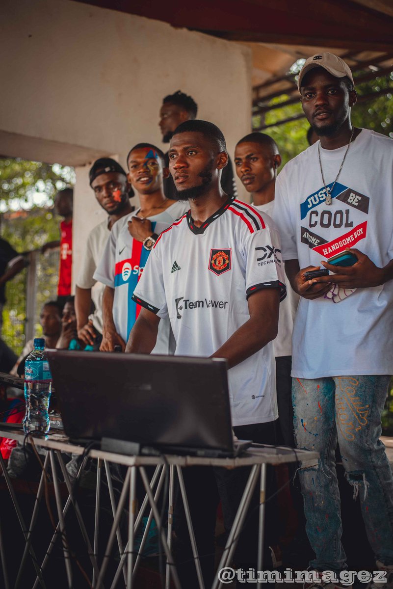 dj_presh8's tweet photo. Bringing the vibe to the party... https://t.co/QCLex1EY7U
