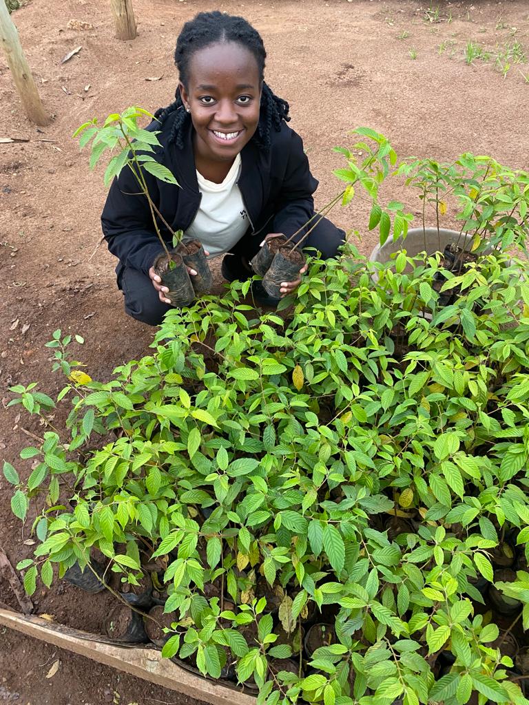 Leahinitiative's tweet photo. Your fearless climate activist from Uganda has turned 19 today. Iam planting 900 trees to commemorate this special day. From 200 trees on my 15th to 900 trees on my 19th.Iam painting our planet with colors of hope and the world will know that I was here..that I made a difference https://t.co/8gLGJJlcWJ