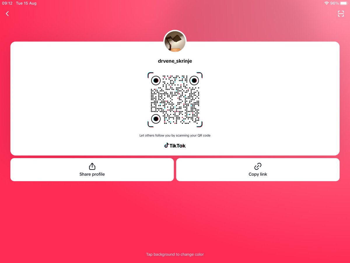 zamoliću vas da me zapratite na tik toku, da probam malo da proširim posao. hvala puno. ako može i rt! ❤️ nemam još uvk ništa tamo ali već danas ću kačiti snimke.
tiktok.com/@drvene_skrinj…