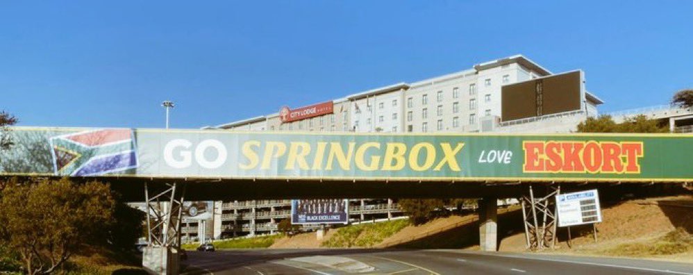 sup3rsun's tweet image. Bathong  @Radio702 have you guys seen this? Do you think @EskortFood is planning something or is it really just a silly mistake?😭😭#Springbox