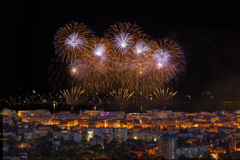 CannesPalais tweet picture