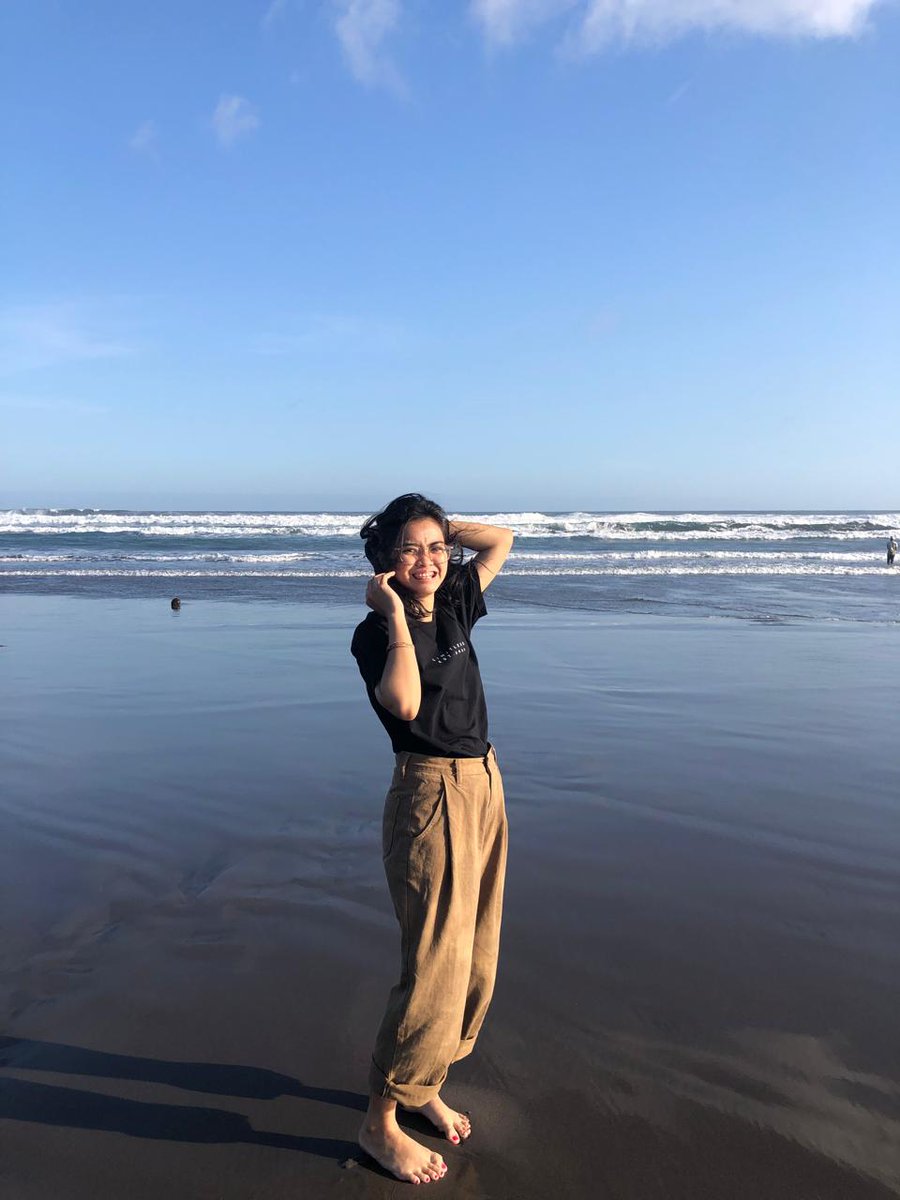 Arthaliapoo's tweet photo. Puji Tuhan
Pantai Parangtritis😶‍🌫 https://t.co/KZifIbVTyH