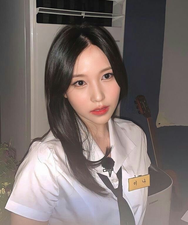 myouisarchive's tweet photo. we don’t talk about this legendary photo enough 

#MINA #미나 #트와이스 #TWICE https://t.co/VaLhHRAQ0h