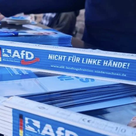 j_schuelke_afd's tweet image. Infostand in #Springe 
Am Freitag (11.08.23) war ich mit meinen Vorstandskollegen aus dem Kreisverband #Hannover-Land in Springe. 
Bei herrlichem Sonnenschein verteilten wir Infomaterial und  führten einige interessante Gespräche mit Passanten.
@AfdNds #afd