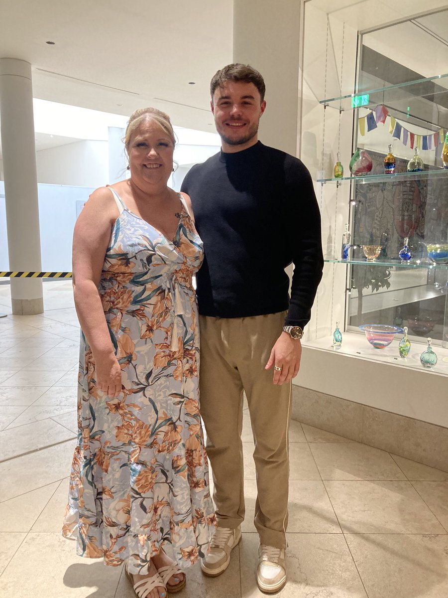 <a href="/SeanLoganPiano/">Sean Logan Piano</a> <a href="/DanielJWilsher/">Danny Wilsher</a> a fab night seeing these lovely lads at Edinburgh festival