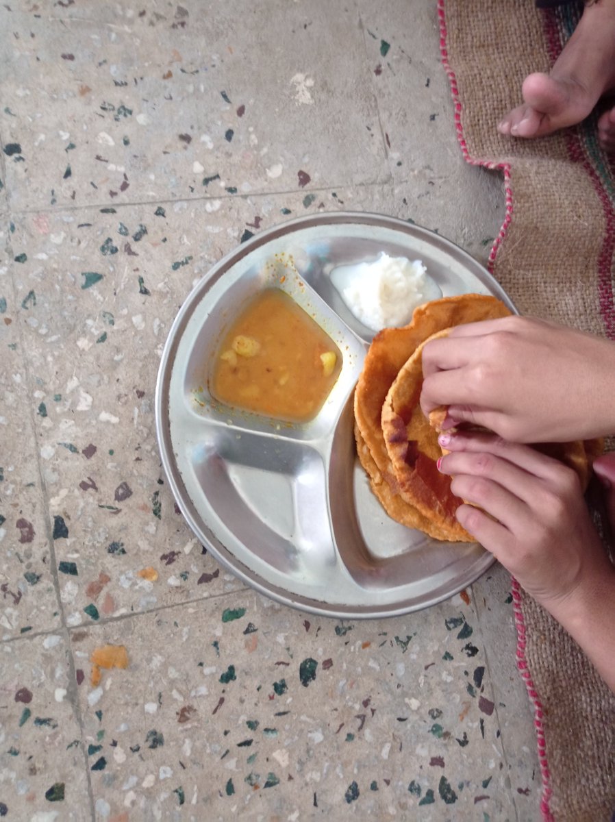 shiv70769's tweet photo. #PESA ACT  
#pesa mobilizer 
ग्राम पंचायत पिपलिया खुर्द ,जनपद पंचायत महेश्वर,  जिला खरगोन 
15/08/23 मद्यान्ह निरीक्षण कार्य 
@ChouhanShivraj
@SultaneRaj24217
@Santosh38673706
@manish_dudwe_ 
@collecter
@1307Singh 
@drnishantkhare https://t.co/ozhlqo6t1H