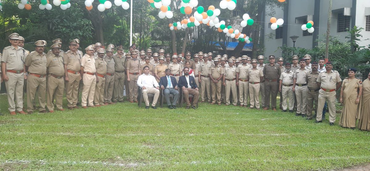 T-75 On the occasion of 77th Independence Day, Commisisoner Nasim Arshi hoisted the National flag and addressed the officers and staff of Kolhapur CGST Commissionerate <a href="/cgstcuspunezone/">CGST & Customs Pune Zone</a> <a href="/cbic_india/">CBIC</a>