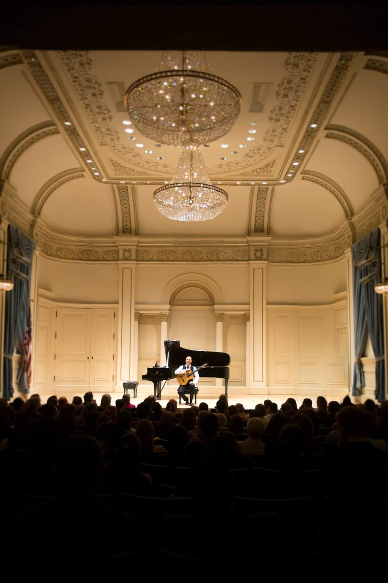 Samuel Moore tweet media