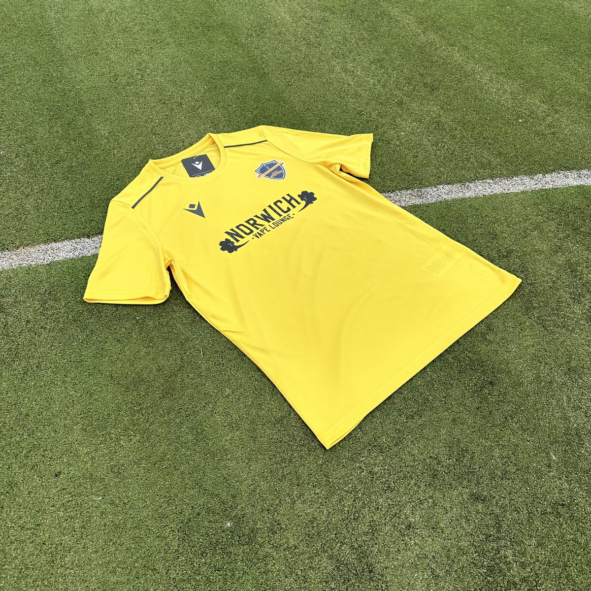 MacronNorwich's tweet image. 📸 | Sunny mornings ☀️ 

Couple of new @MacronSports Kits this morning for @waterloo_united &amp;amp; @EastRustonFC 💥 

#Macron #BePartOfTheTeam