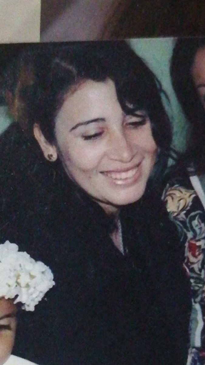 Después de María, ella es mi ejemplo a seguir como mujer, madre y discípula de Jesús ❤‍🔥
Espero poder parecerme un poquito a ti 
Te amo por siempre mami 🤍
