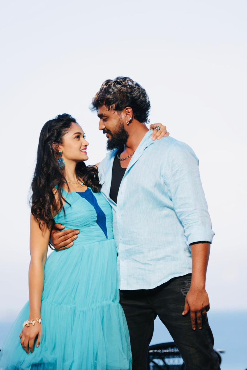 chetannadiger's tweet photo. Action teaser of Dhanveer @Dhanveerahh and Reeshma Naniah @Reeshmananaiah starrer Vaamana to release on 17th of August in Mysore ...
#kannadascreens #sandalwood #kannadacinema #kannadamovies #vaamana #actionteaser #dhanveerah #reeshmananiah https://t.co/HMK5G85aPb