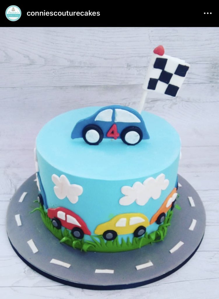 Conniescouturecakes tweet media