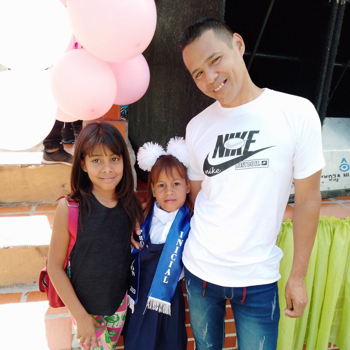 acarloydios's tweet photo. #NuevaFotoDePerfil https://t.co/EAbqbnCgFo