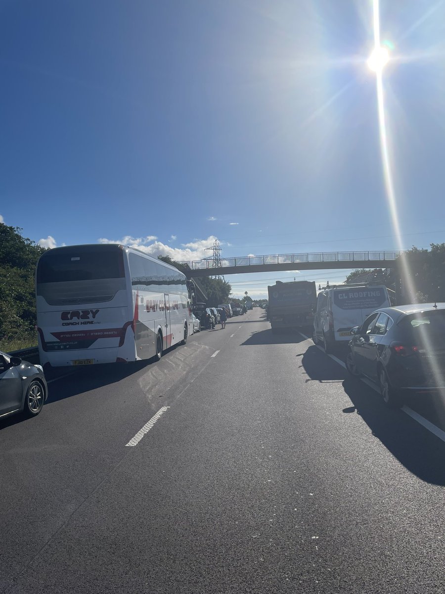 Going no where fast this morning !!!