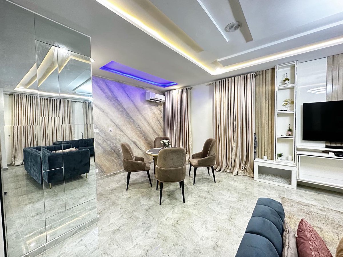 judiboybaby's tweet image. This shortlet apartment on the island have very beautiful houses. 
And very affordable ones too. 
1-3 bedroom apartment with WiFi, pool, gym, snooker board and more. 
Send a dm / or call 08182720005 for bookings and enquires 
Cc @podpremiumltd 
#shortletsInLagos