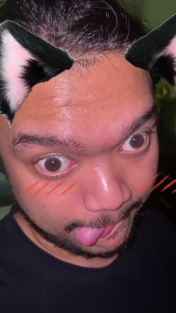 fxckin4ss's tweet photo. @c00ck10, i want to post this on tiktok but.... violation tai anjing 🫂 https://t.co/9PhFa2N5Jq
