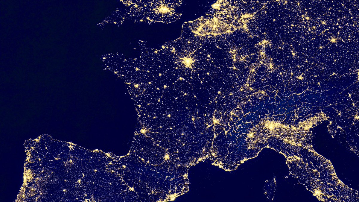 Le Ministère de la Transition Energétique et le Secrétariat d’Etat chargé de la #Biodiversité <a href="/Ecologie_Gouv/">Ministères Territoires Écologie</a> ouvrent jusqu’au 25 septembre une large consultation sur une éventuelle évolution des règles en matière d’éclairages <a href="/anpcen/">ANPCEN</a> Image : <a href="/NASAEarthData/">NASAEarthdata</a> saf-astronomie.fr/consultation-s…