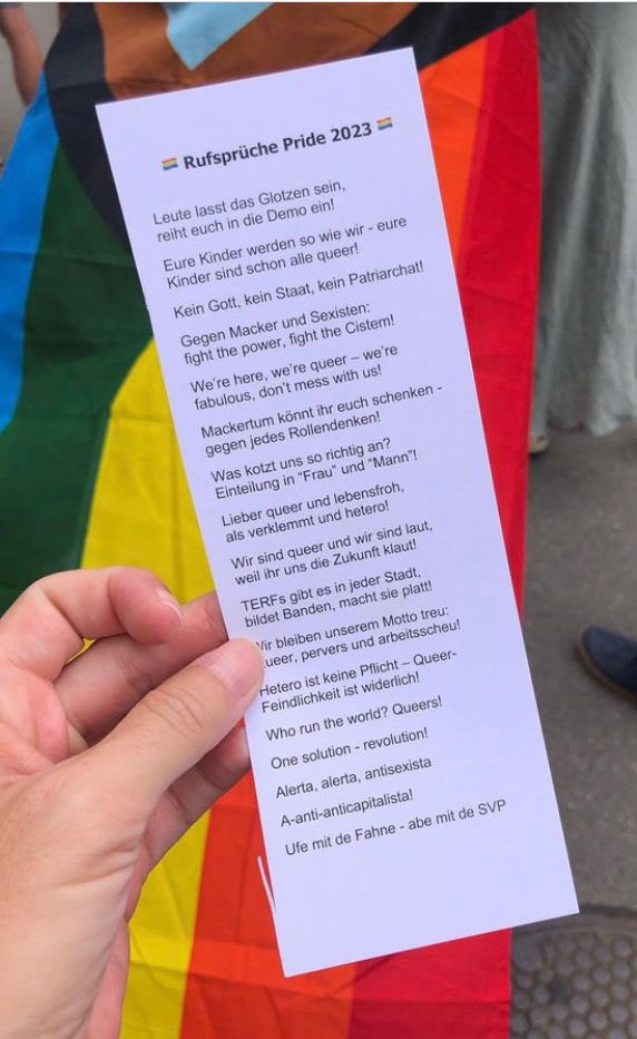 Das waren die Rufsprüche an der Queer-Veranstaltung in St. Gallen. Wer das noch gut findet, dem ist nicht mehr zu helfen. Und so etwas lässt man in der Schule auf unsere Kinder los 🤮