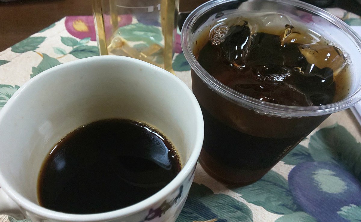 HeberekeC's tweet photo. 淹れんと
( ・`д・´)ｷﾘｯ👍️☕️

本日は、#ひつじ珈琲 さん
イエメン アールマッカ 極 (100days after 188days over)
🧊☕️+♨️☕️🎵

お豆さん：18.8g  中細挽き
注湯量：310cc  86℃
抽出量：約272.4cc
136.3cc♨️
136.1cc+🧊185g
#NOUD ダｲﾔﾓﾝドダｽﾄ86
ｺｯﾄﾝ ﾌｨﾙﾀｰ
👍️😻✨ﾀﾏﾗﾝ🎵 https://t.co/0MDrwqrcpW