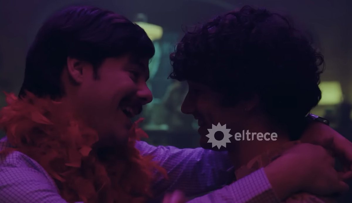 cristinameatsix's tweet image. Bailando 💘  #ATAV #ATAV2