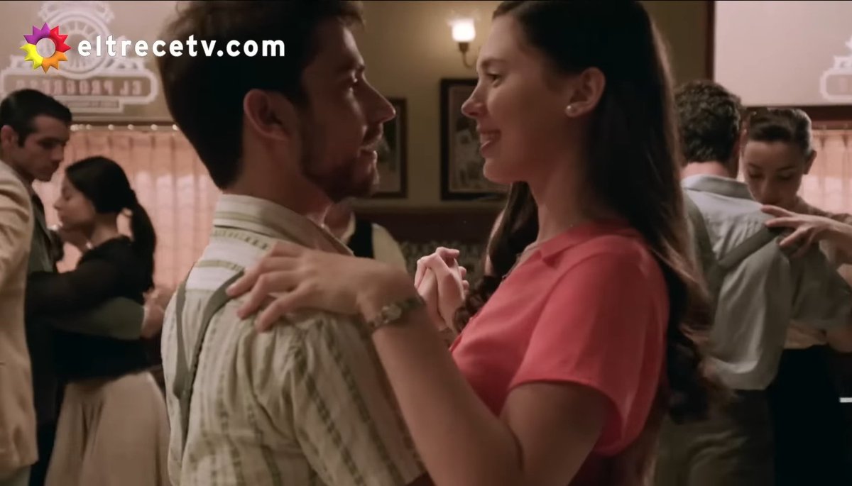 cristinameatsix's tweet image. Bailando 💘  #ATAV #ATAV2