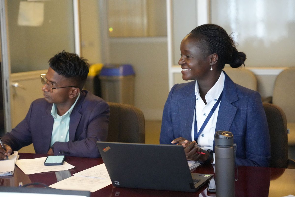 UNDPAfrica's tweet photo. 🙏 A heartfelt thank you to UN Resident Coordinators &amp; team members for actively participating in today's webinar, in person and online.

Your valuable insights on #InclusiveTransitions in Africa are unvaluable to leverage the impact of the #SoldiersAndCitizens report and #AFSIT https://t.co/hSDBR3stHw