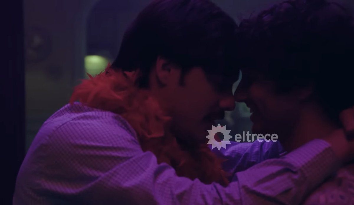 cristinameatsix's tweet image. Bailando 💘  #ATAV #ATAV2