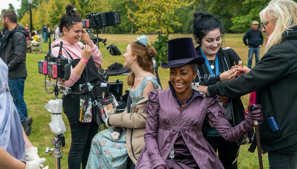 stevemccarten's tweet photo. Collaboration is the heartbeat of filmmaking. Join me as we discuss the power of teamwork, from pre-production to post. Let's create a network of industry allies! ๐ค๐ฅ #FilmmakingCollaboration #IndustryAllies #SupportIndieFilm https://t.co/wyYan794JB