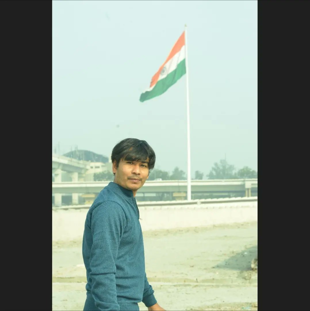 ModelShahjad's tweet photo. Happy independence day🇮🇳
#shehzlover #shahzadhussain #independenceday #tiranga #तिरंगा #india #Bharat https://t.co/aSidaraEAb