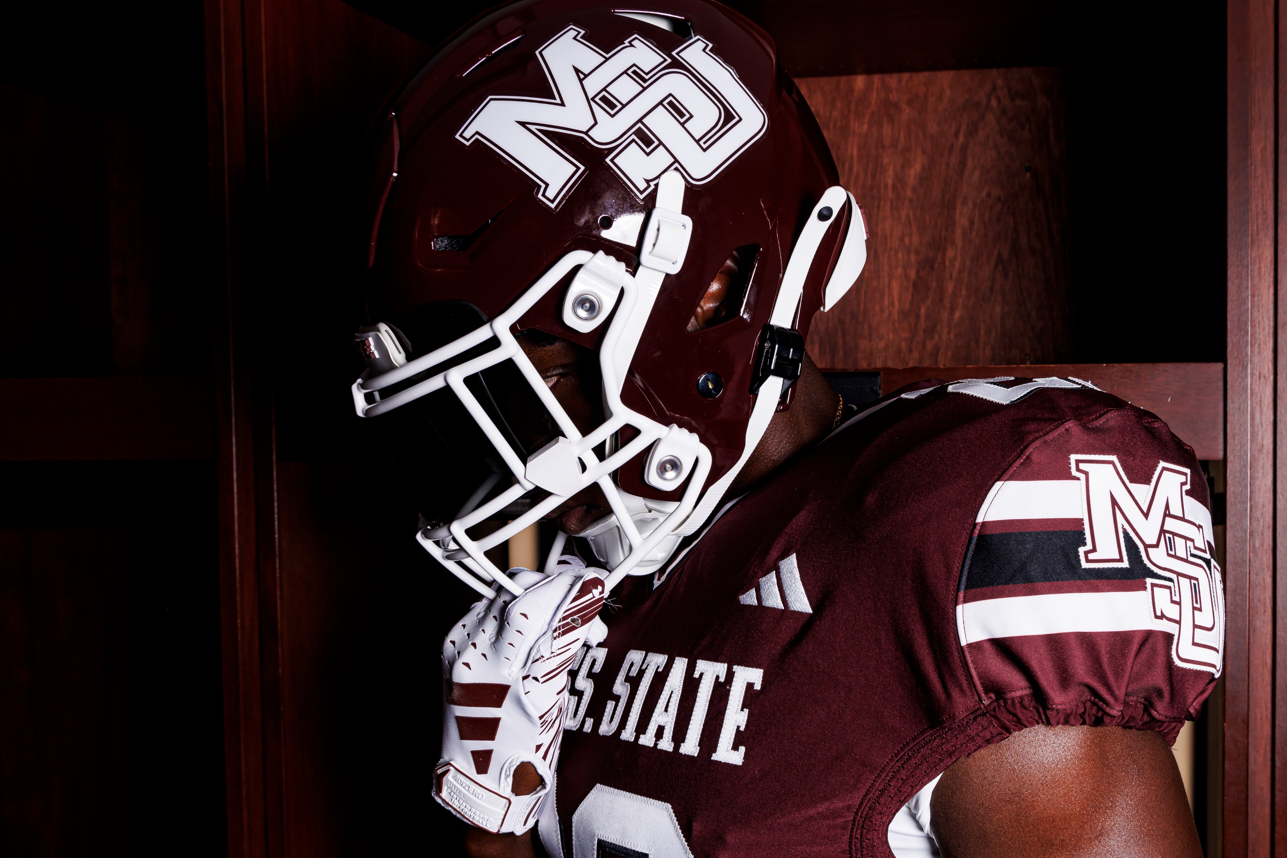 Mississippi State 1998 uniform vs. Kentucky