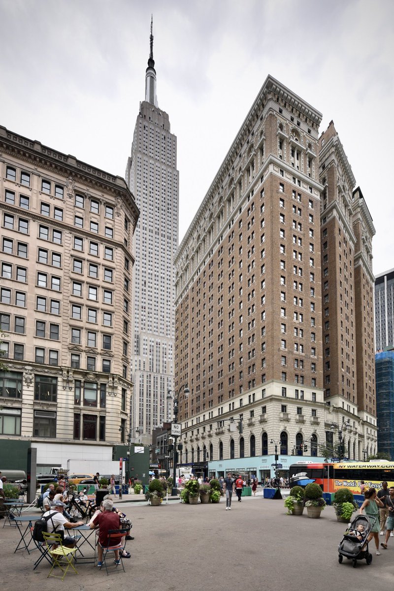 charis_solomou's tweet photo. #NewYork #usa  #travel #trip #urban  #city https://t.co/uIlcp2GZmD