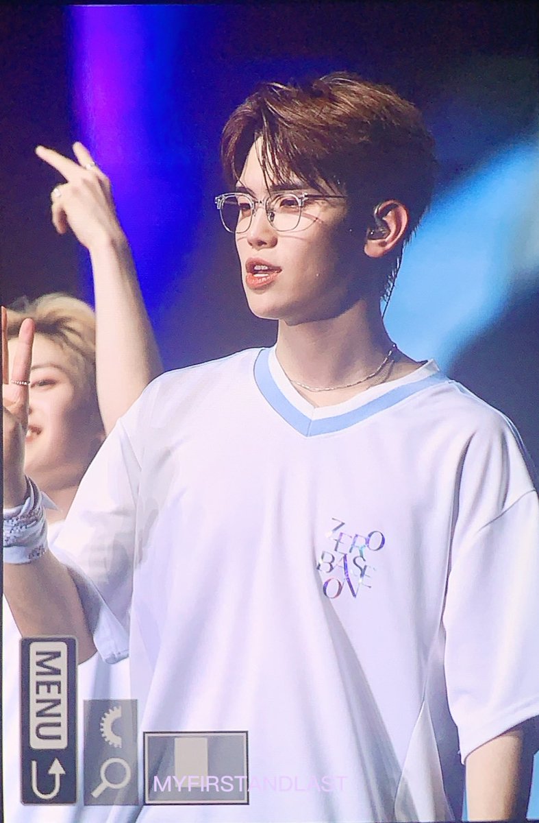 230815 안경 태래💖

#ZB1 #ZEROBASEONE #제베원  #김태래 #KIMTAERAE