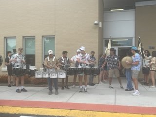 MusicHinsdale's tweet photo. Day 1 of band completed! It was a bit of a rainy 🌧 day &amp; a  schedule change but it was a GREAT day!! So much fun! If you haven't gotten your 2023/24 membership, join us, there is an early bird special 😘 Check out our new website!! Some pictures 📸 from yesterday #SouthPride https://t.co/GbAjGLSnKp
