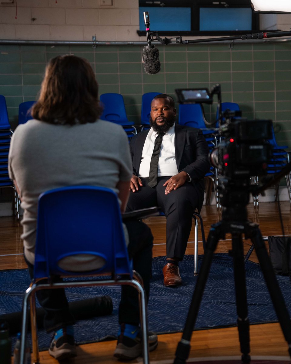 iamjonconyers's tweet photo. What an interview. I have been filming with @vice along with my amazing colleagues about the @bklyndebate now for over 6 months. Super excited for you all to see this documentary we have been working on. It is an honor to do this work. 

📸 @gabrieltaliaferro 

#vice #debate #documentary #brooklyndebateleague #humansofnewyork #jonconyers #buildingavillage