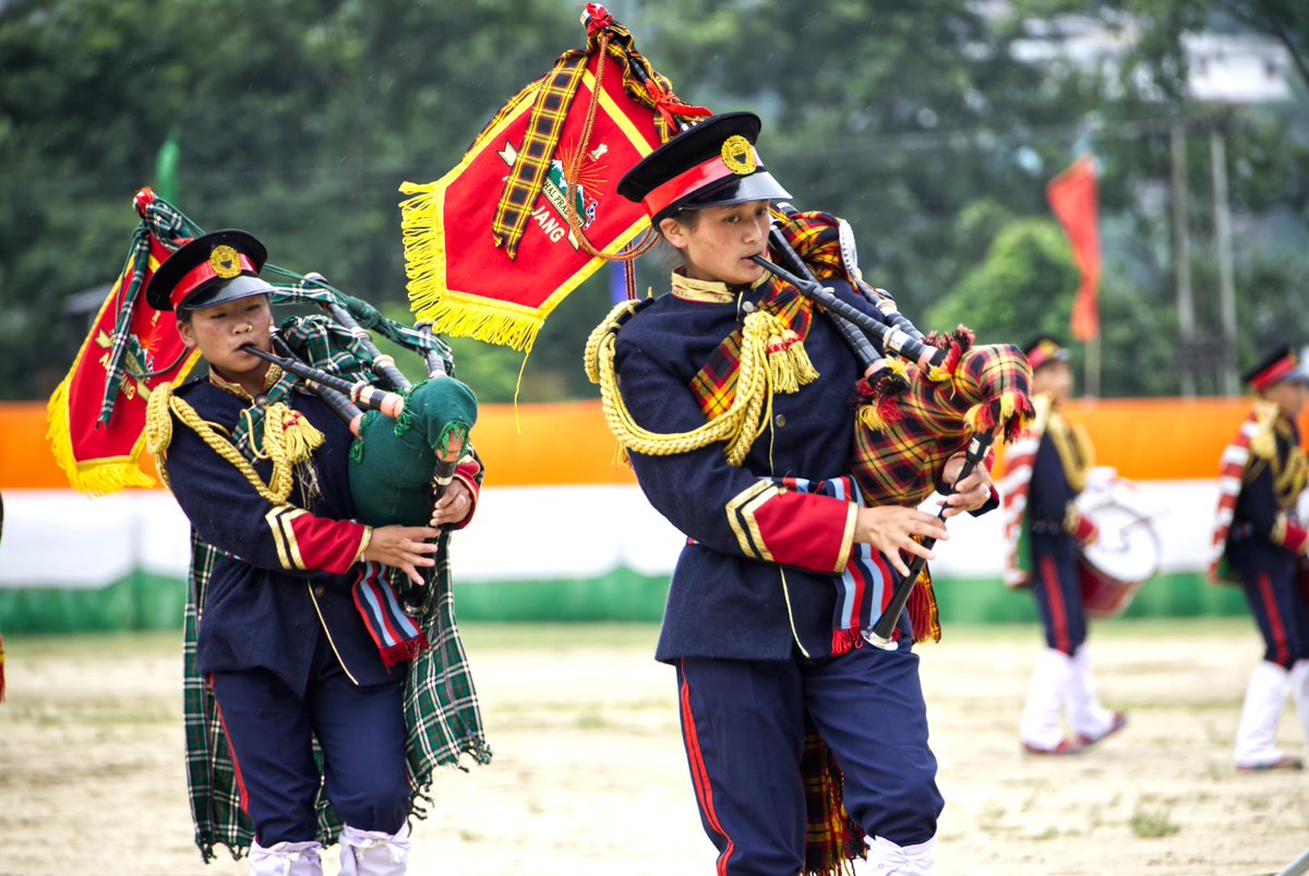 PemaKhanduBJP's tweet photo. A joy to watch the stellar mixed band performance by the students of Govt Higher Secondary School, Jang at IG park, Itanagar today. 

#IndependenceDay2023 

1/n https://t.co/AzM3Ea6ZXM