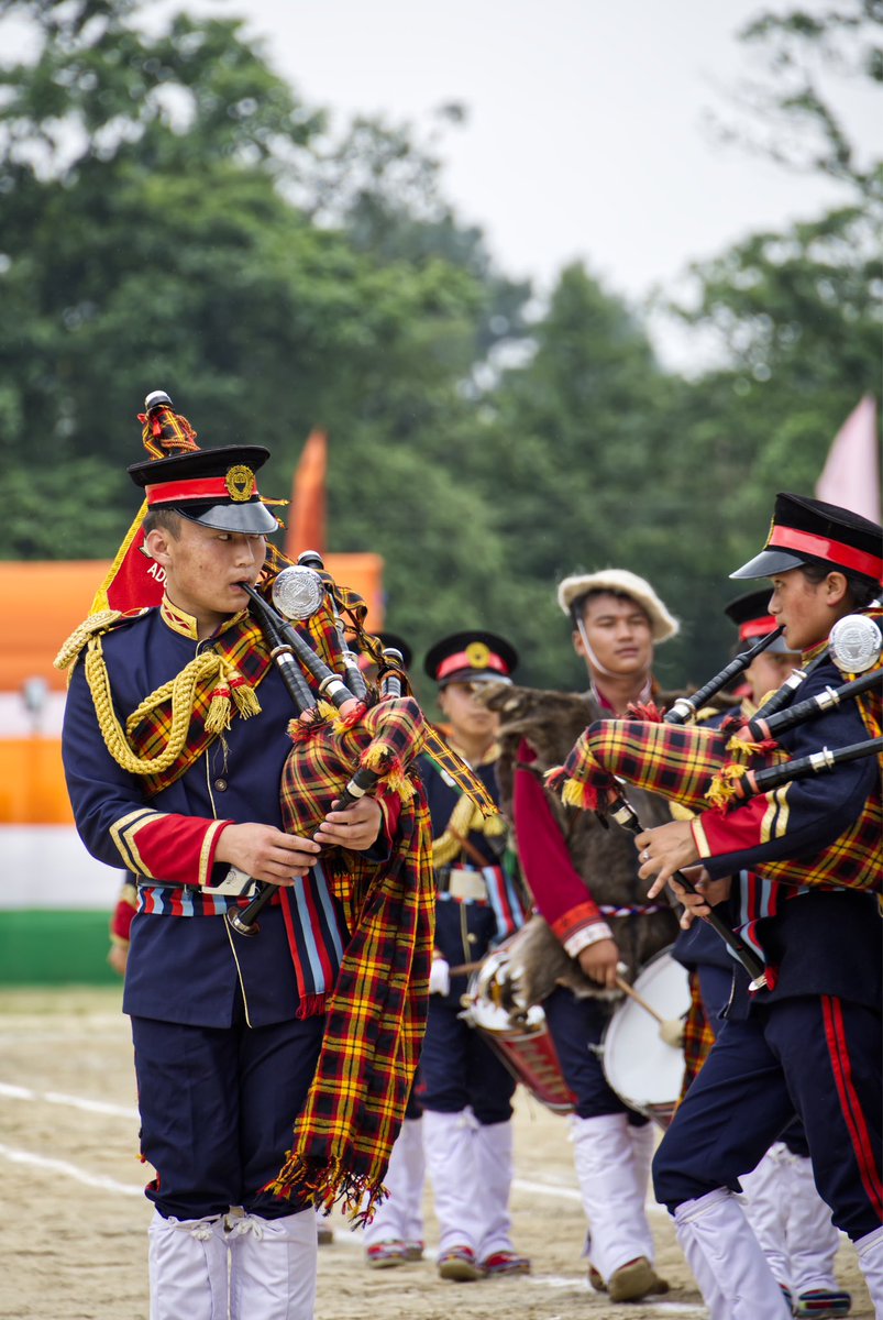 PemaKhanduBJP's tweet photo. A joy to watch the stellar mixed band performance by the students of Govt Higher Secondary School, Jang at IG park, Itanagar today. 

#IndependenceDay2023 

1/n https://t.co/AzM3Ea6ZXM