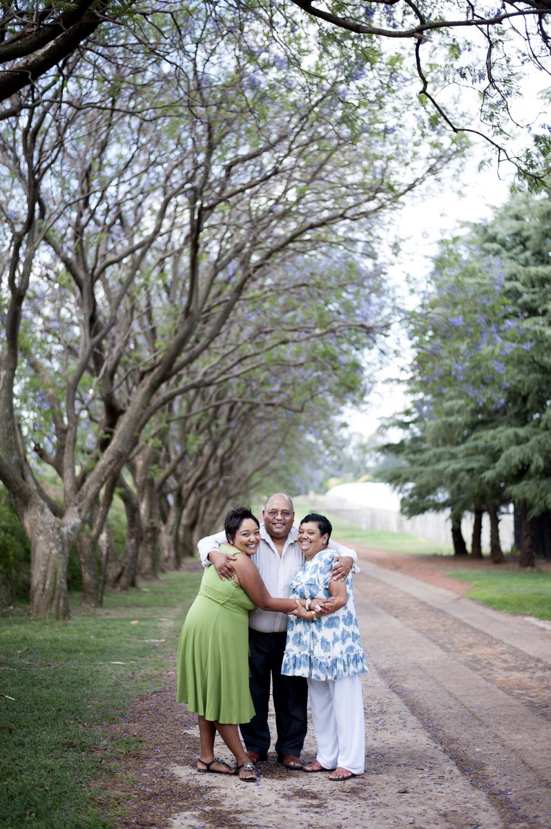 samhendricksZA's tweet photo. Have been looking at this photo for the last hour. Still can't believe both my parents are gone ❤️🩹
#grievingheart https://t.co/0YQkdzO126