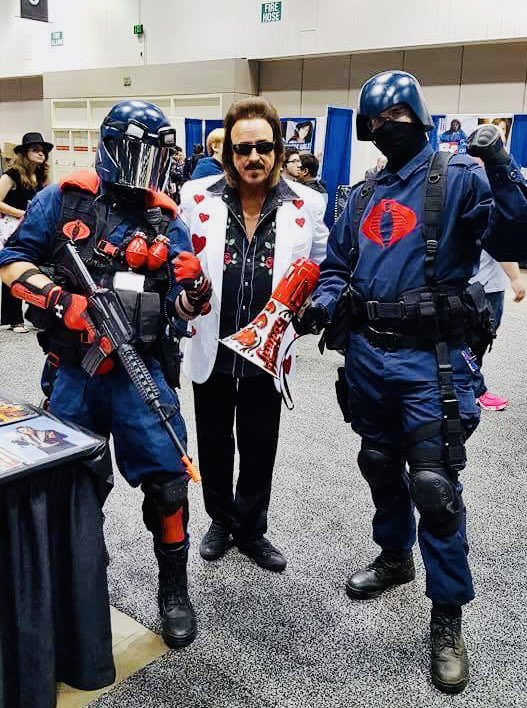 Watch out @_SgtSlaughter!  It’s Cobra’s newest spokesperson, “The Mouth of the South” Jimmy Hart! 💥 💥 💥 

#thefinestcc #gijoe #cobra #jimmyhart #mouthofthesouth #cosplay